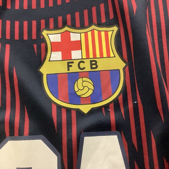 Barcelona FCB Mens Soccer Jersey size XL - Picture 6 of 7